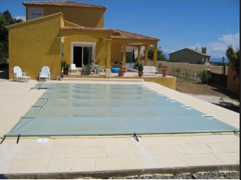 Hivernage piscine Vitrolles 13127